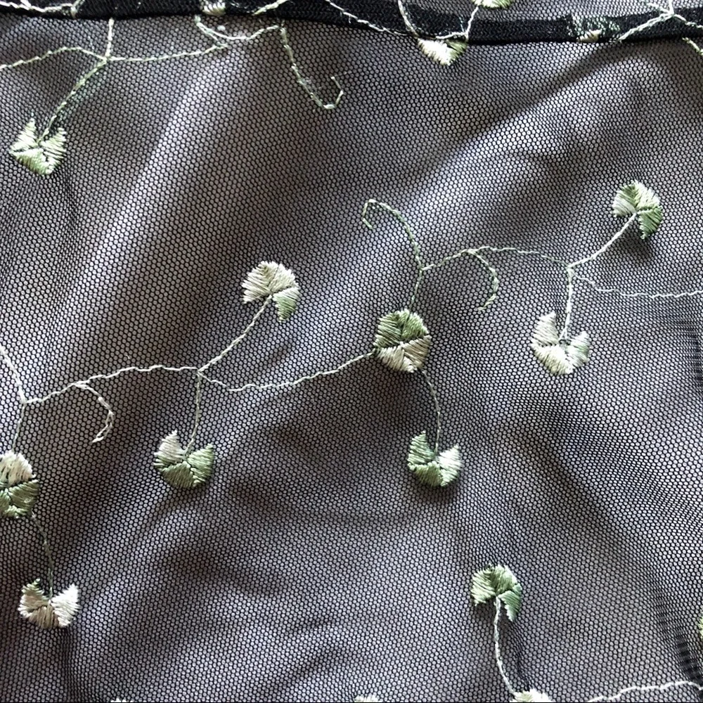 elementz ⋆ vintage embroidered skirt